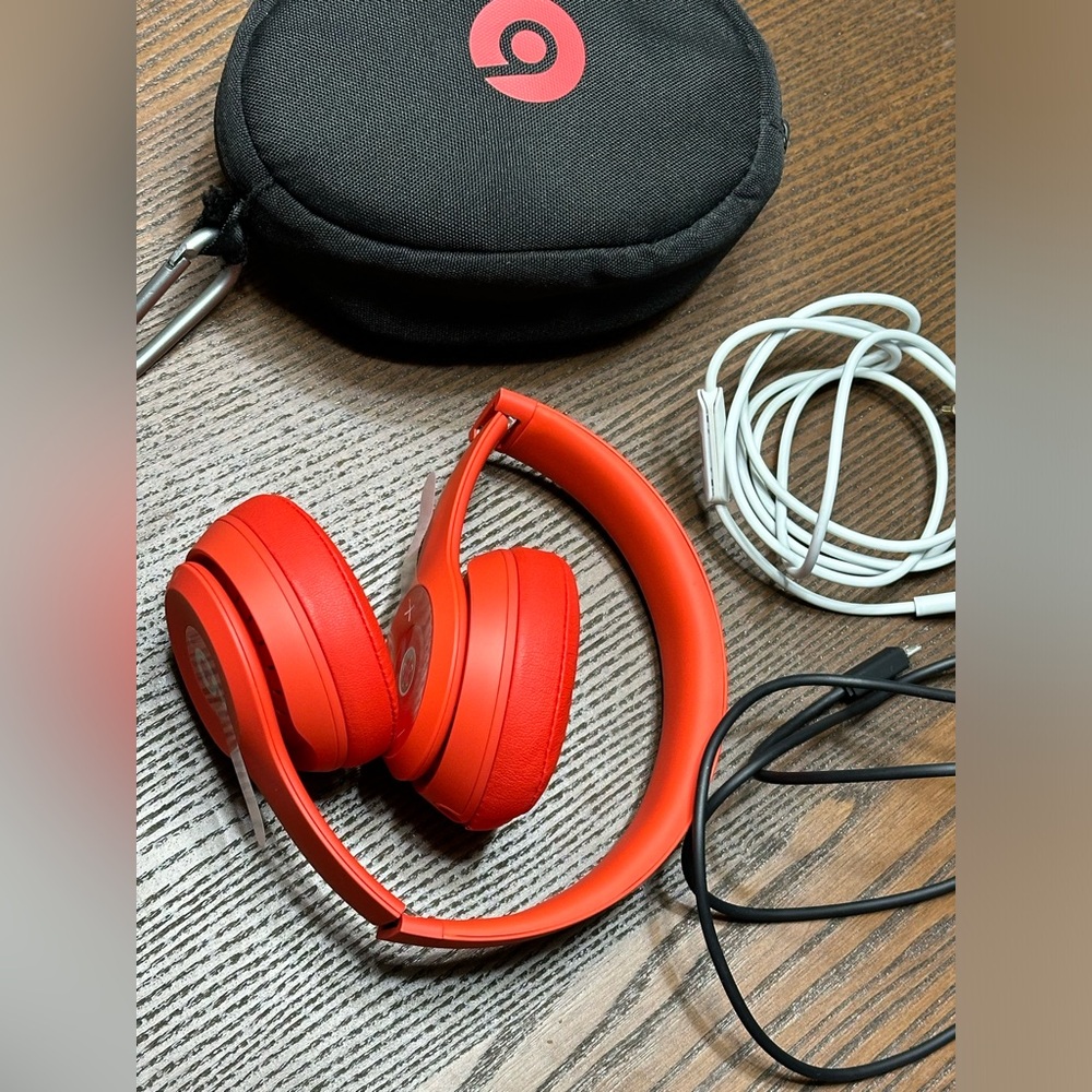 [ Beats by Dr. Dre / Solo 3 Wireless On-Ear Headphones ]